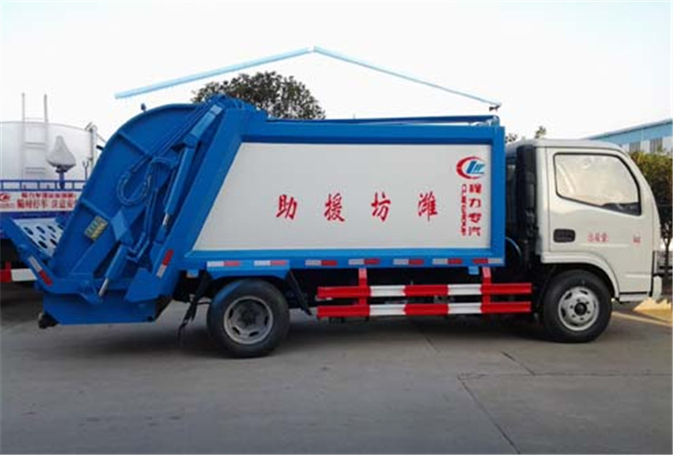 CLW5040ZYSD5型东风蓝牌压缩式垃圾车